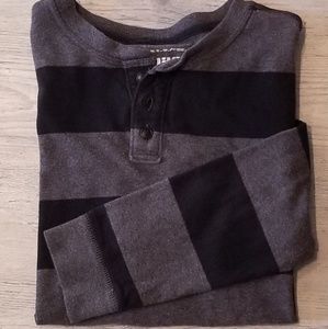 👕 Boys Long Sleeve Tshirt - XL